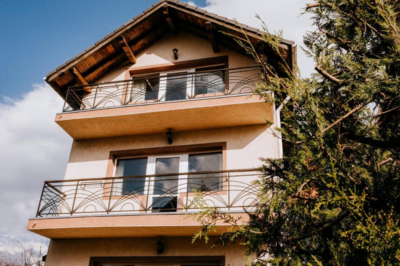 Hotel,Villas & Events Bran Bran (Brasov) Eksteriør bilde